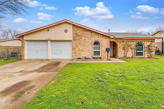1st image of 308 Quail Creek Dr