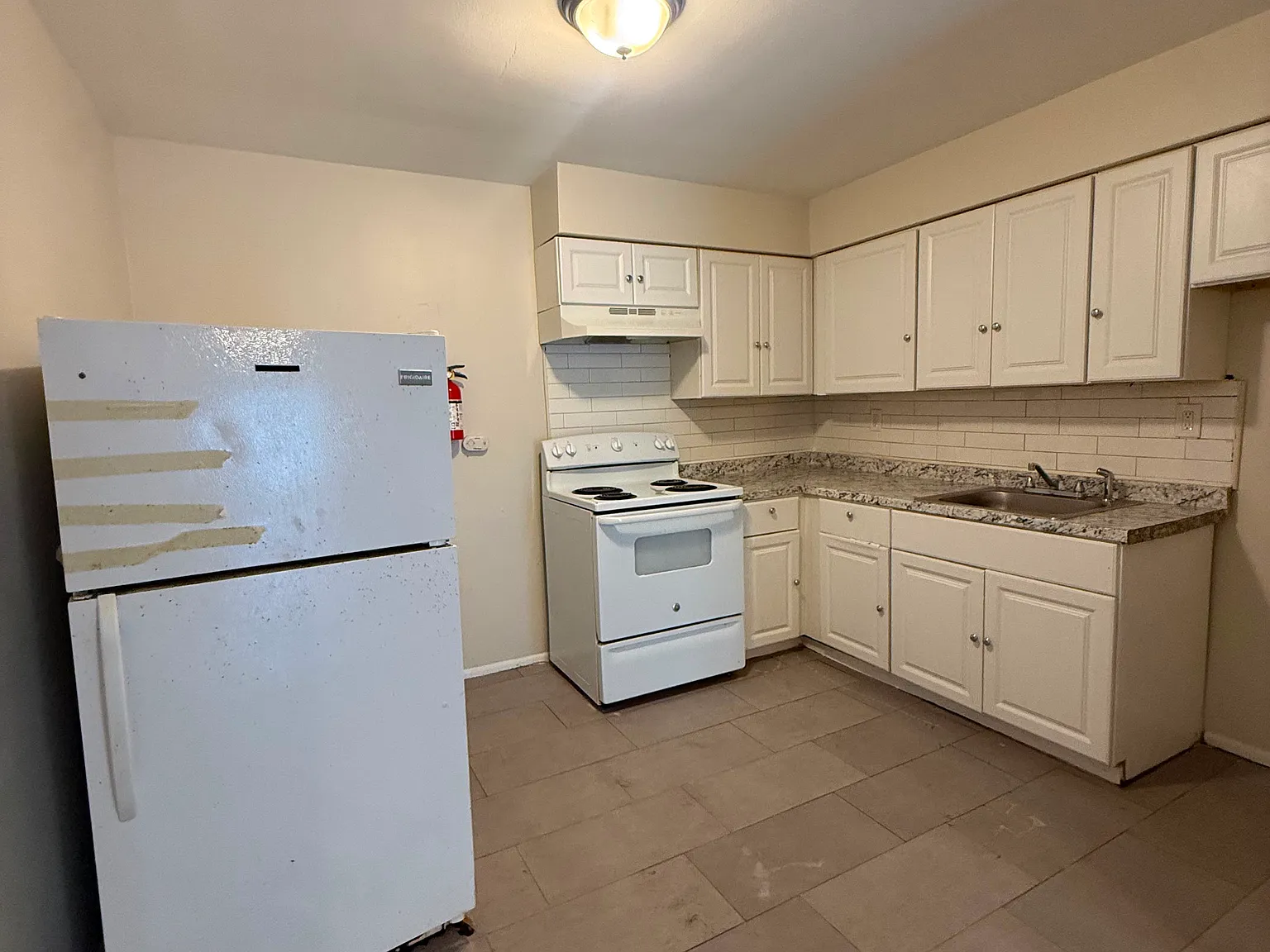 2 bed, $1,795 — Photo 2
