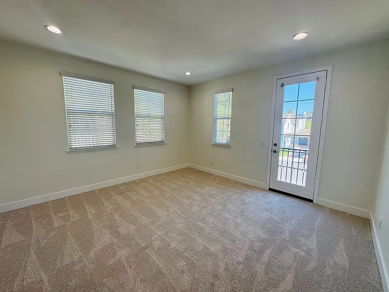 3273 Canopy Dr — Photo 26