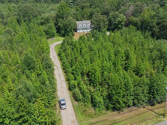 2nd image of 431 Magnolia Rd