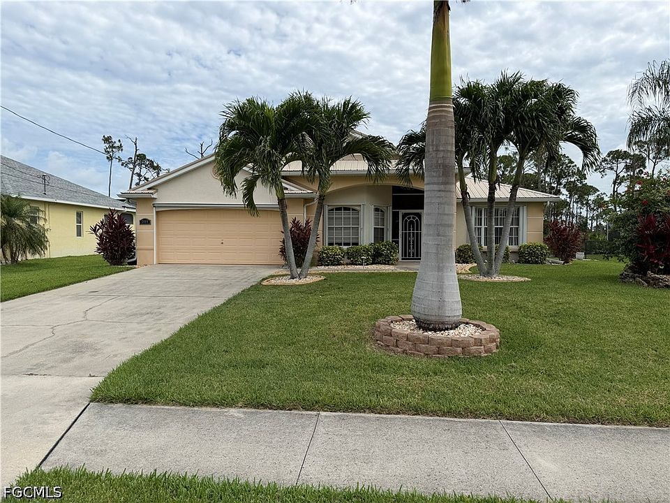 1st image of 2401 SW 38th Ter