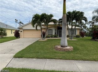 2401 SW 38th Ter, Cape Coral, FL 33914