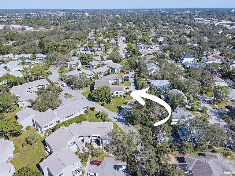 428 Windrush Bay Dr #428 — Photo 37