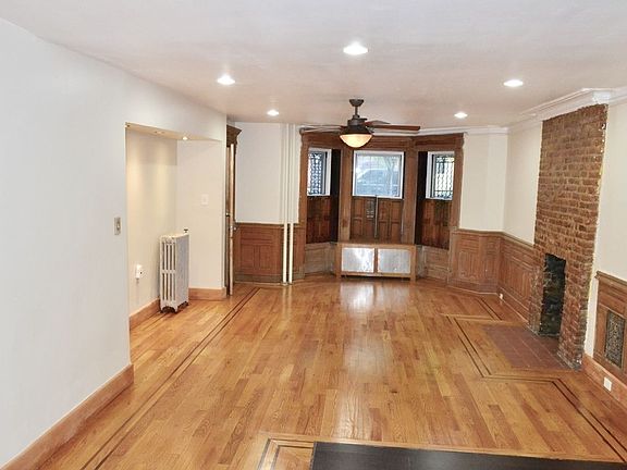 4th image of 1405 Dean St #1