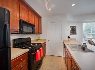 1800 26th St S #1356-09, Arlington, VA 22206