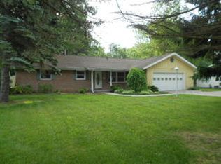 2644 Oakwood Dr, Port Huron, MI 48060