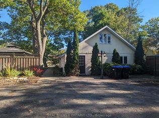1107 Mosley St, Wasaga Beach, ON L9Z2G1