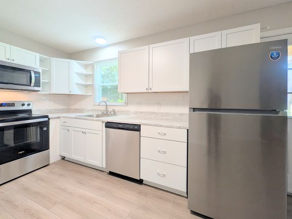 185 Moss Creek Dr APT C