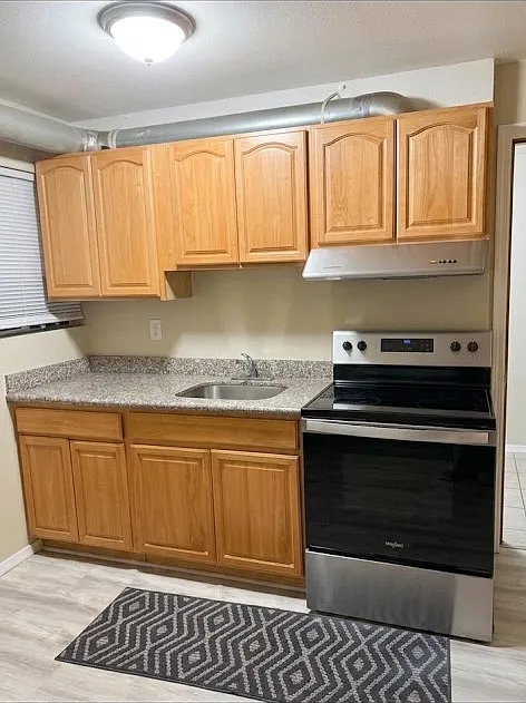 1 bed, 600 sqft, $1,400 — Photo 3