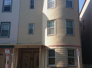 859 E 1st St #1, South Boston, MA 02127
