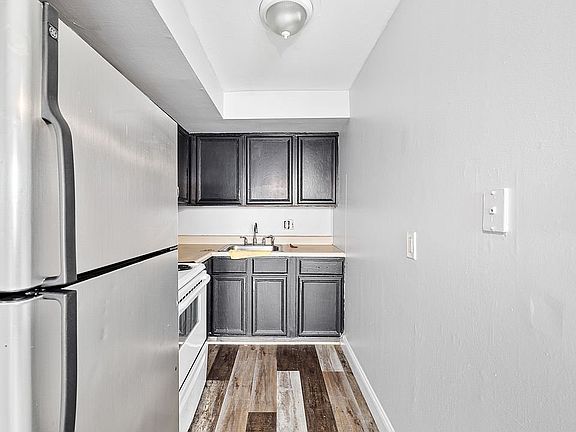 2nd image of 4835 N 6th St APT 201