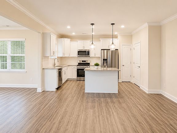 3rd image of 19108 Yellow Birch Dr