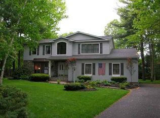 3021 Valley Pine Dr, Guilderland, NY 12084