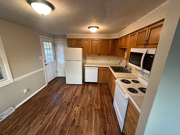 2nd image of 2509 NW 17th St