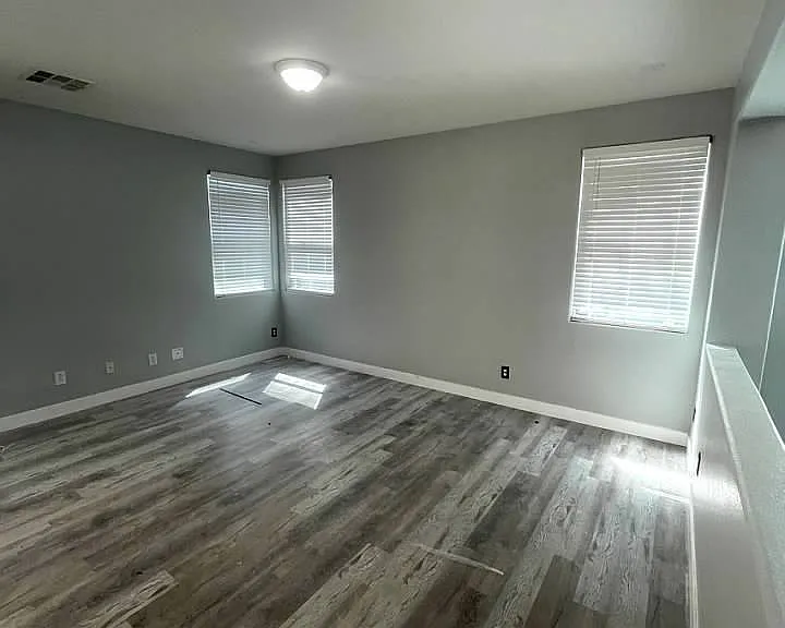 7349 Dolphine Crest Ave — Photo 25