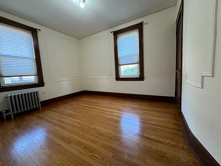 221-223 Patterson St #1 — Photo 10