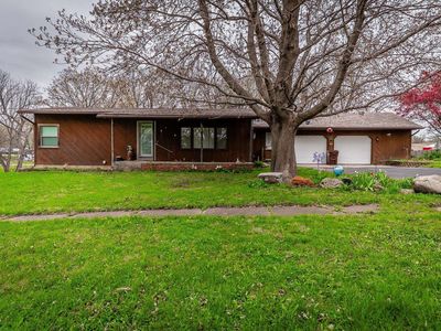 312 S Main St, Montour, IA, 50173