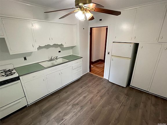 5th image of 52 Prospect Ave #B