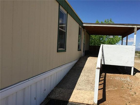 2nd image of 5480 Tamara Dr