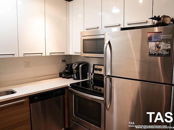 2nd image of 923 W Carmen Ave #7E