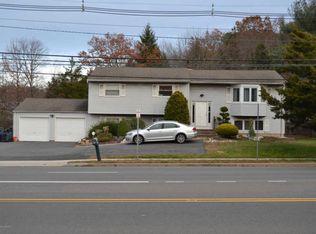 148 Ryders Ln, East Brunswick, NJ 08816