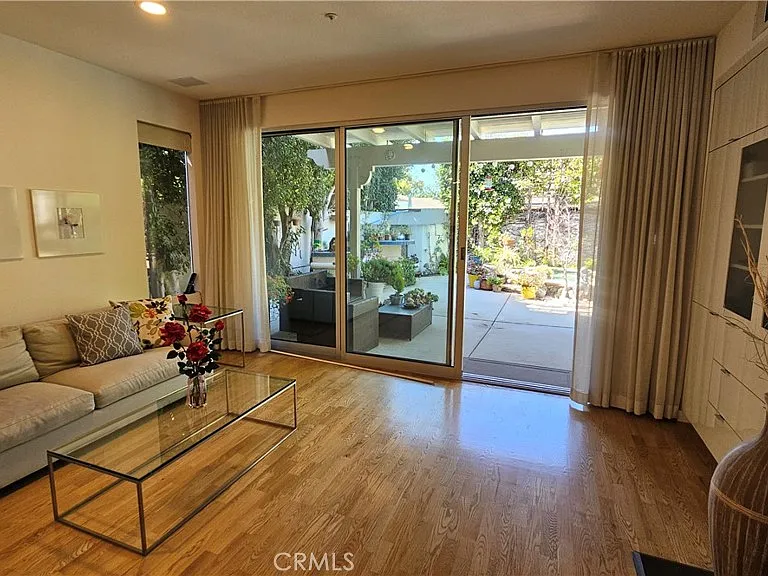 7317 Dunbarton Ave — Photo 12