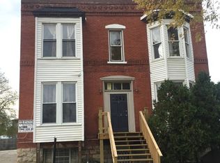 116 S 6th Ave, Maywood, IL 60153