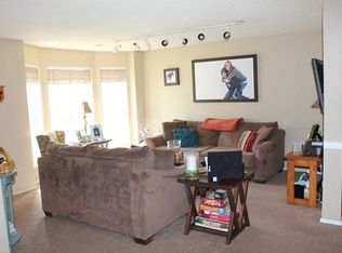 1330 Mulberry Dr, Mahwah, NJ 07430
