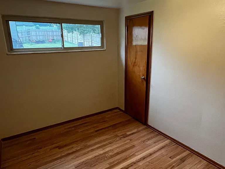 136 Wallace Ave #1 — Photo 10