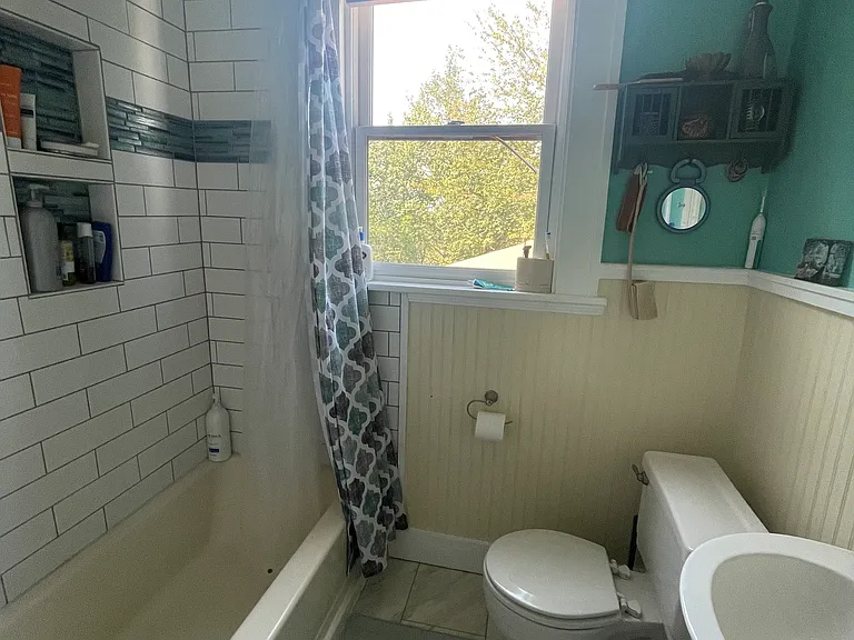 257 Riverview Dr — Photo 26