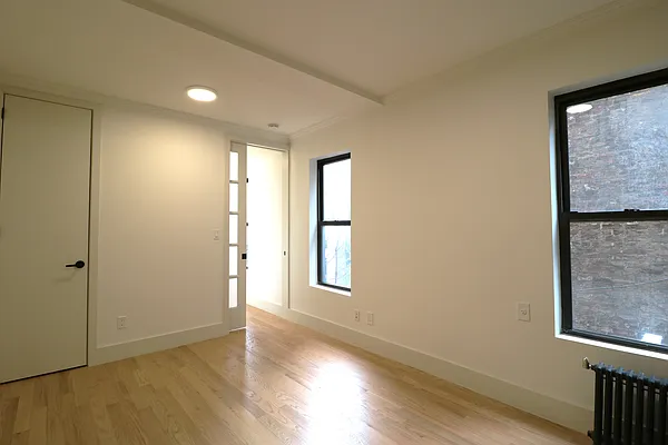 Rented by Akam Sales and Brokerage | media 11