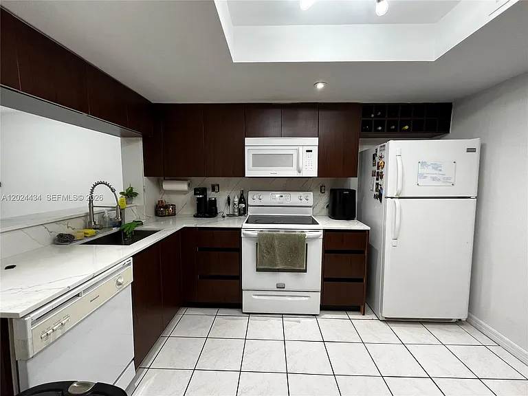 8800 SW 123rd Ct #J-106 — Photo 19