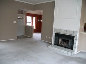 4th image of 2817 Baron Dr