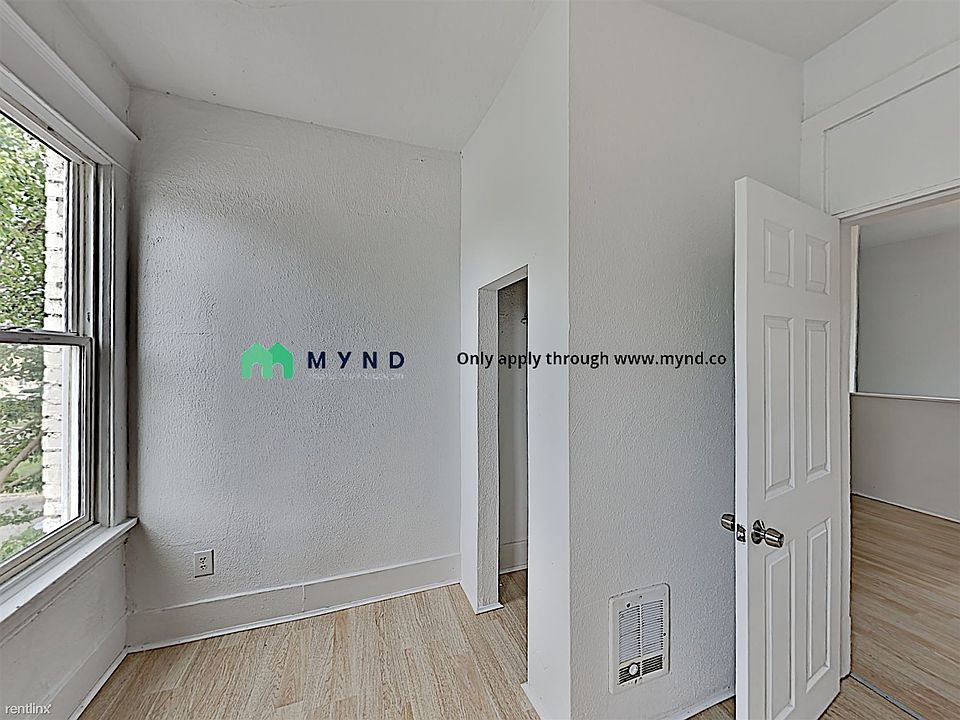 1st image of 411 S Toppenish Ave #2