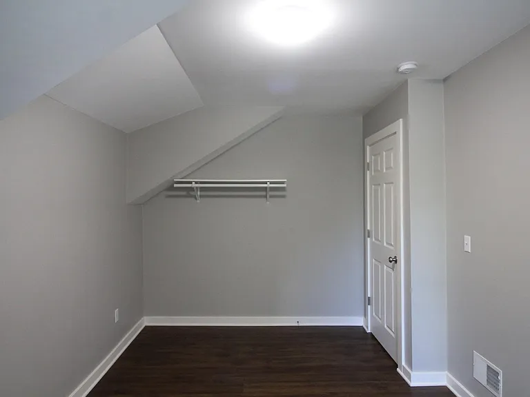 128 Gold Ave SW — Photo 15
