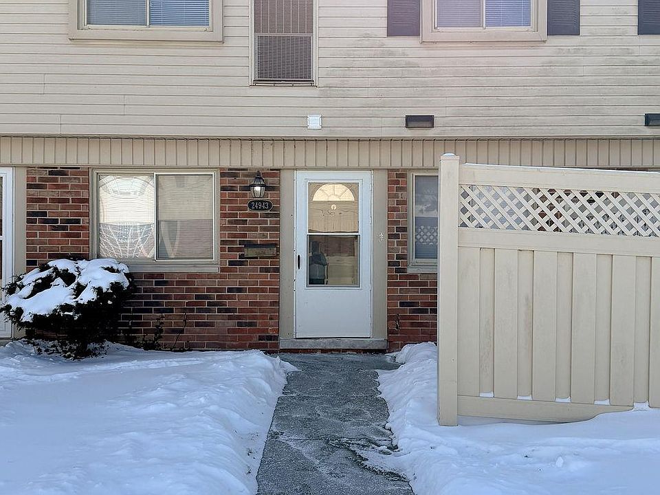 1st image of 24943 Mayfair St