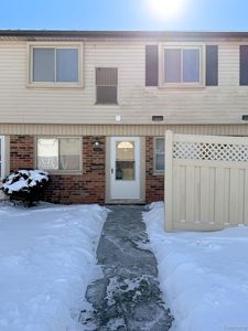 24943 Mayfair St, Flat Rock, MI, 48134