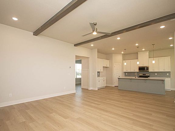 5th image of 5209 SW Firethorn Ln