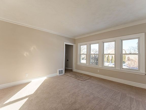 3rd image of 1614 S 18th Ave