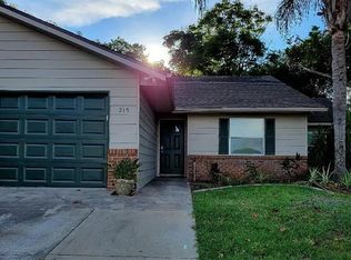 215 Fernwood St, Leesburg, FL 34748