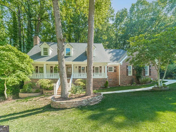 765 Winston Dr, Lawrenceville, GA 30044