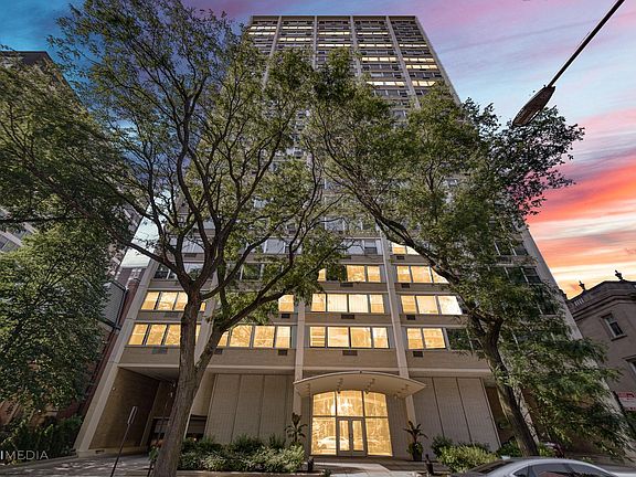 2nd image of 336 W Wellington Ave APT 705