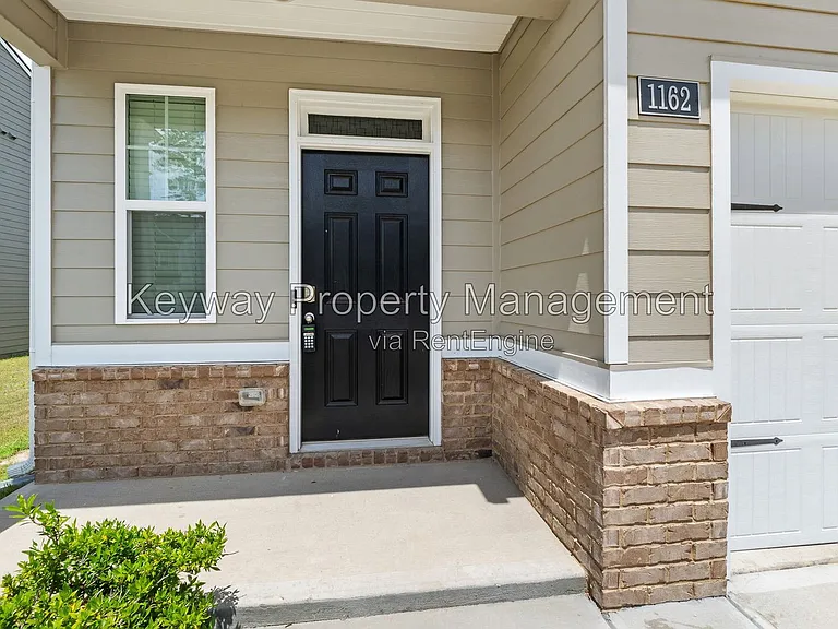 1162 Button Buck Ln — Photo 2