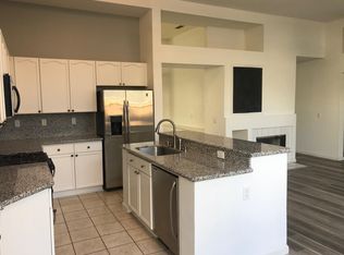 9471 Windrunner Ln, Elk Grove, CA 95758