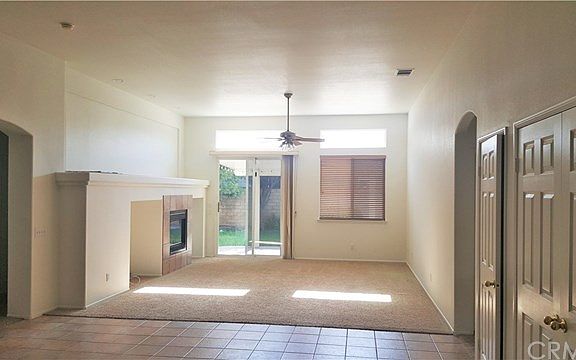 5th image of 939 Hemingway Dr