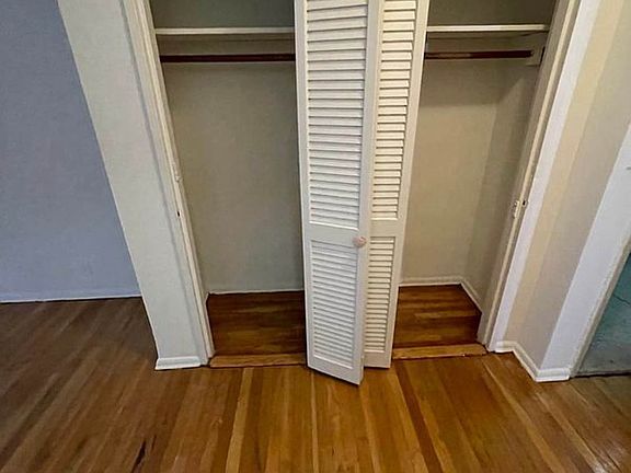 4th image of 345 E 72nd St APT 5A