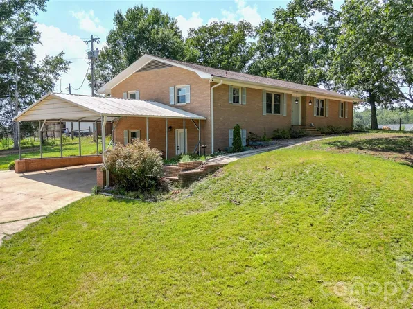8201 State Highway 200, Stanfield, NC 28163