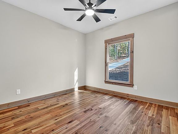 26th image of 382 Pocaset Dr