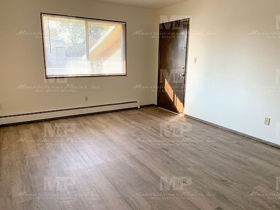 2nd image of 1729 Palm Dr APT C