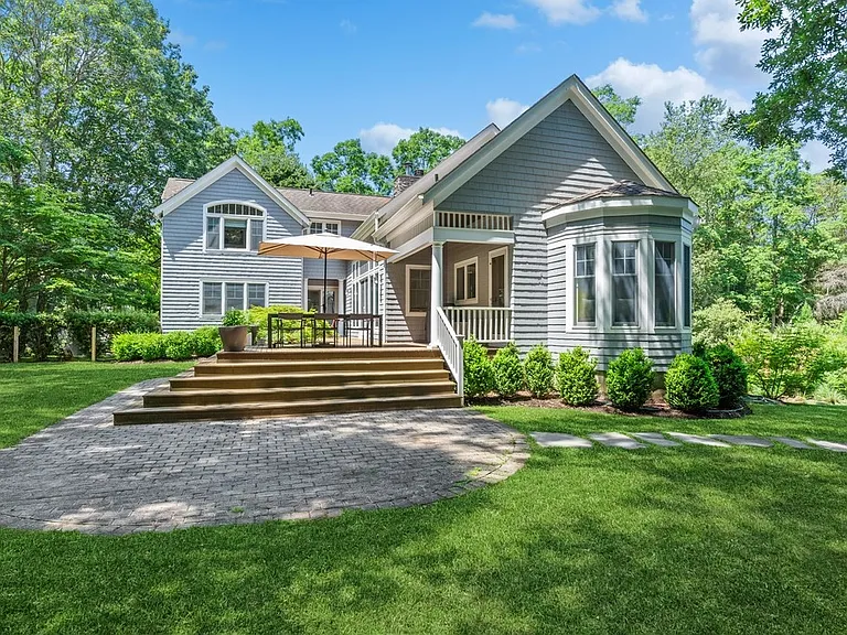 4 Great Circle Rd — Photo 26